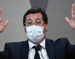 Carta da Pfizer ao governo ficou 2 meses sem resposta, diz ex-secretário