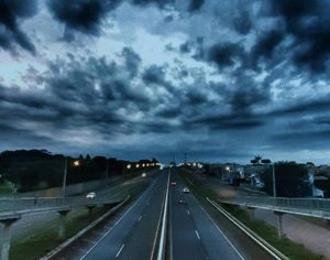 Imagem sinistra do céu de Londrina