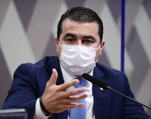 Bolsonaro teria citado Ricardo Barros ao ouvir denúncia sobre Covaxin