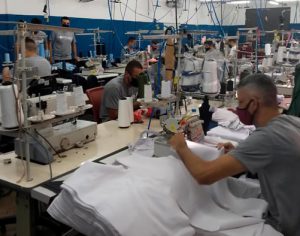 Paraná tem 7,3 mil presos trabalhando em diferentes áreas