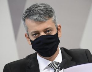 CPI da Covid: Dias tratou de vacinas com PM e reverendo; assista