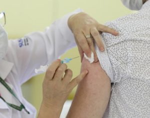 Londrina libera cadastro de vacinação para pessoas a partir de 30 anos