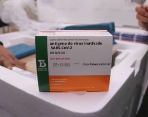 Região de Londrina recebe mais 30 mil doses de vacinas contra covid