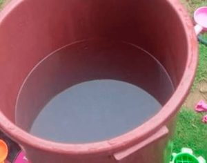 Bebê de um ano morre afogado em balde de água na região de Londrina