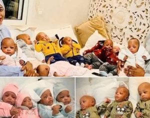 Casal posa pela primeira vez com seus nove bebês recém-nascidos