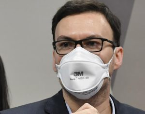 ‘Quem se recusava a prescrever kit covid era demitido’, diz ex-médico da Prevent