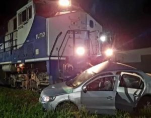 Mãe e filha morrem em acidente com trem em Rolândia