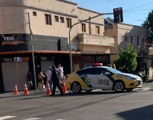 Motociclista morre em acidente no Centro de Londrina; vídeo