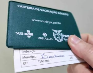 Passaporte vacinal evitaria avanço da ômicron em Londrina, diz médico