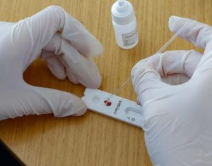 Saúde confirma primeiro caso da variante Éris da covid-19 no Brasil