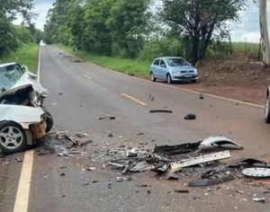 Três pessoas morrem em grave acidente na PR-461 no Norte do Paraná