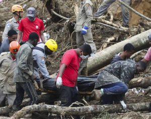 Defesa Civil confirma 94 mortes durante chuvas em Petrópolis
