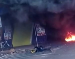 Ibiporã: Pelo menos cinco pessoas ficam feridas no incêndio em mercado