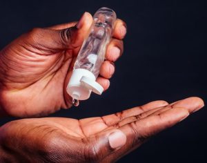 Ministério da Defesa licitou R$ 37 mil em gel lubrificante íntimo