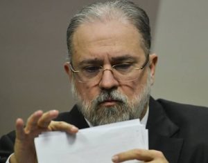 CPI da Covid: PGR pede arquivamento de denúncias contra Bolsonaro