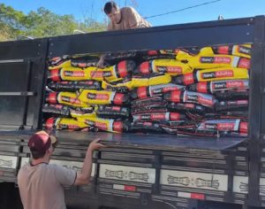 Sema entrega mais seis toneladas de ração para a ADA