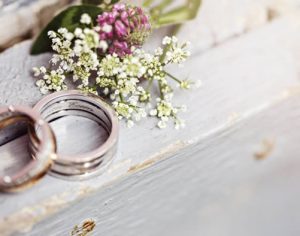 Vai se casar no frio? Veja como se preparar para essa época