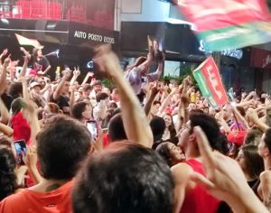 Londrina: Bolsonaro cai 5,1 mil votos e PT cresce 27,8 mil em relação a 2018