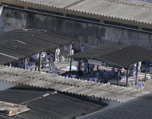 Justiça decide manter 122 paranaenses presos em Brasília; veja os nomes