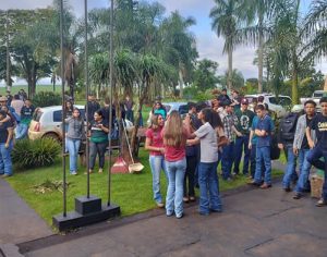 Colégio agrícola de Santa Mariana retoma aulas um mês após incêndio