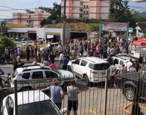 Homem invade creche e mata quatro crianças em Blumenau