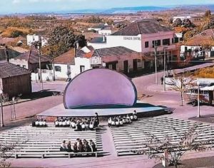 Concha Acústica de Londrina completa 66 anos; veja fotos históricas