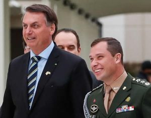 Novo advogado de Mauro Cid diz que o militar ‘apenas cumpria ordens’
