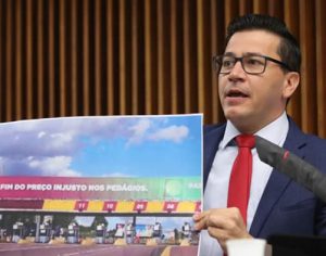 Deputados do Paraná pedem explicações sobre o Lote 2 do novo pedágio