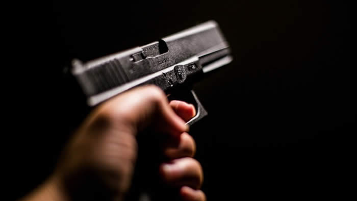 arma revolver tiro