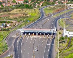 Cinco praças de pedágio têm reajuste de tarifa nesta quarta no Paraná