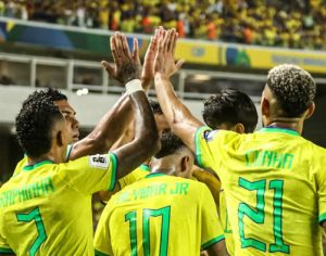 Sabia que a Seleção Brasileira já jogou em Londrina? Veja quando foi