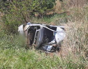 Motorista morre após capotamento de veículo na PR-537 na RML