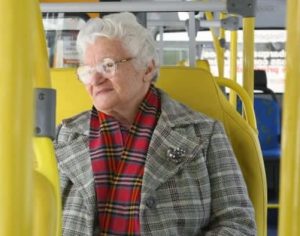 Paraná: nova lei garante gratuidade para idosos em ônibus intermunicipais