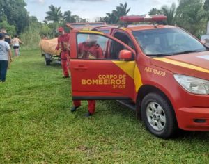 Bombeiros encontram corpo de uma das vítimas de naufrágio Rio Tibagi