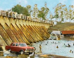 Calor? Foto relembra barragem do Lago Igapó lotada na década de 1960