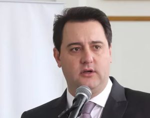 Ratinho Junior é aprovado pela maioria dos londrinenses, indica pesquisa