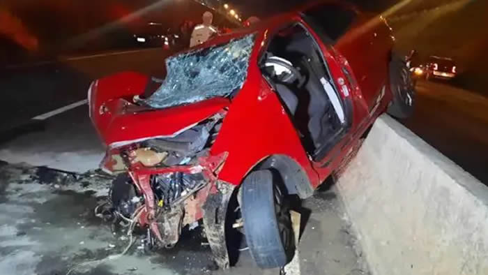 motorista capota veiculo em londrina