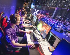 Esports: o que é, por que é popular, e qual o futuro?