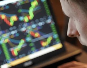 Aprendizado de máquina na previsão do mercado de ações: oportunidades e desafios