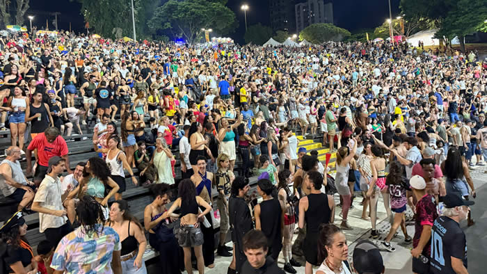 carnaval zerao londrina